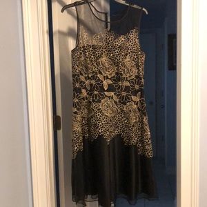 Tahari dress size 10